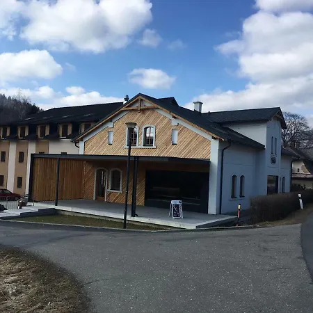 Pod Medvědí Horou Apartmán *